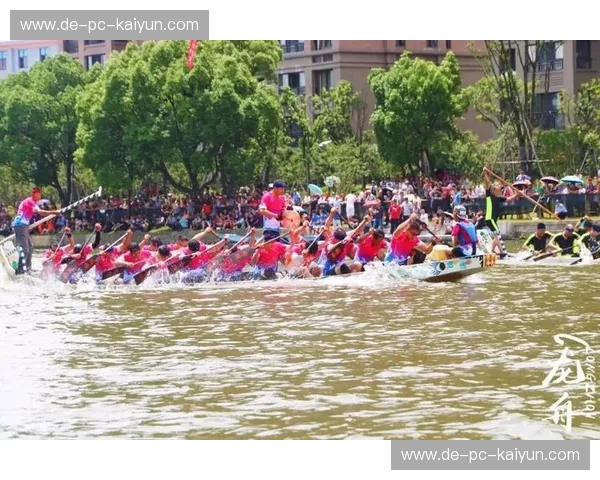 当龙腾腾起，五星红旗能否在世界杯赛场上，映照俄罗斯的广袤？